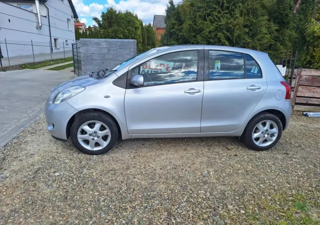TOYOTA Yaris 1.0 VVT-i Style