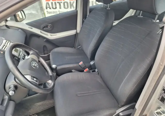 TOYOTA Yaris 1.0 VVT-i Style