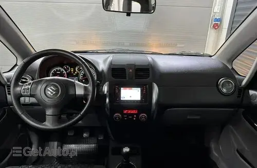 SUZUKI SX4 