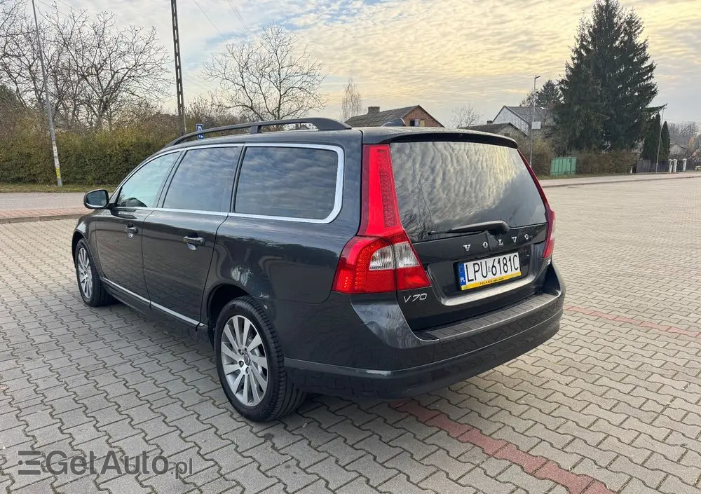 VOLVO V70 