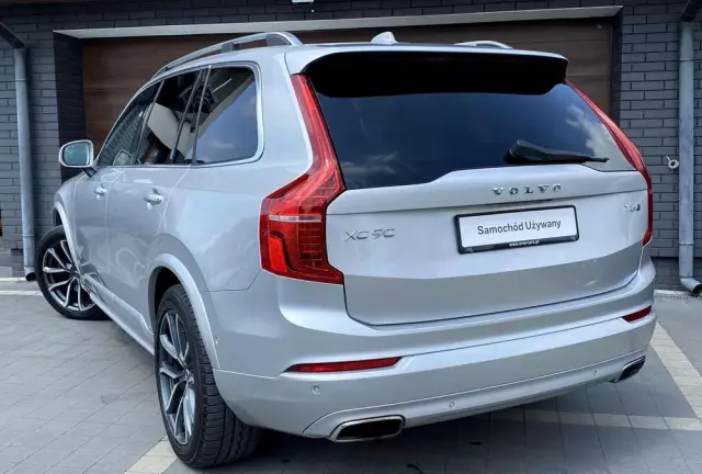 VOLVO XC 90 T6 AWD Momentum 7os