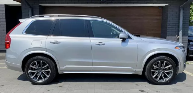 VOLVO XC 90 T6 AWD Momentum 7os