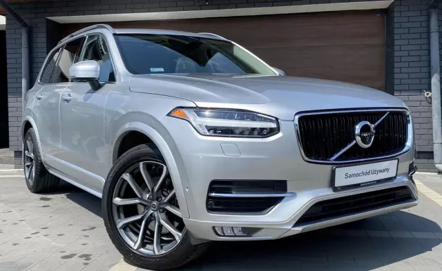 VOLVO XC 90 T6 AWD Momentum 7os