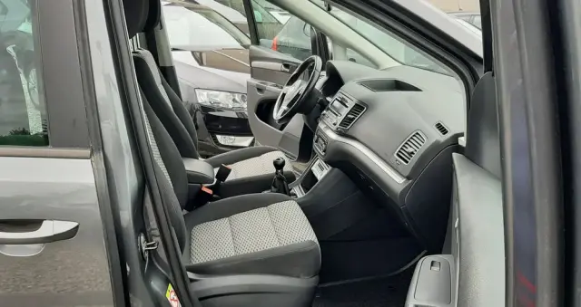 VOLKSWAGEN Sharan 2.0 TDI Freestyle