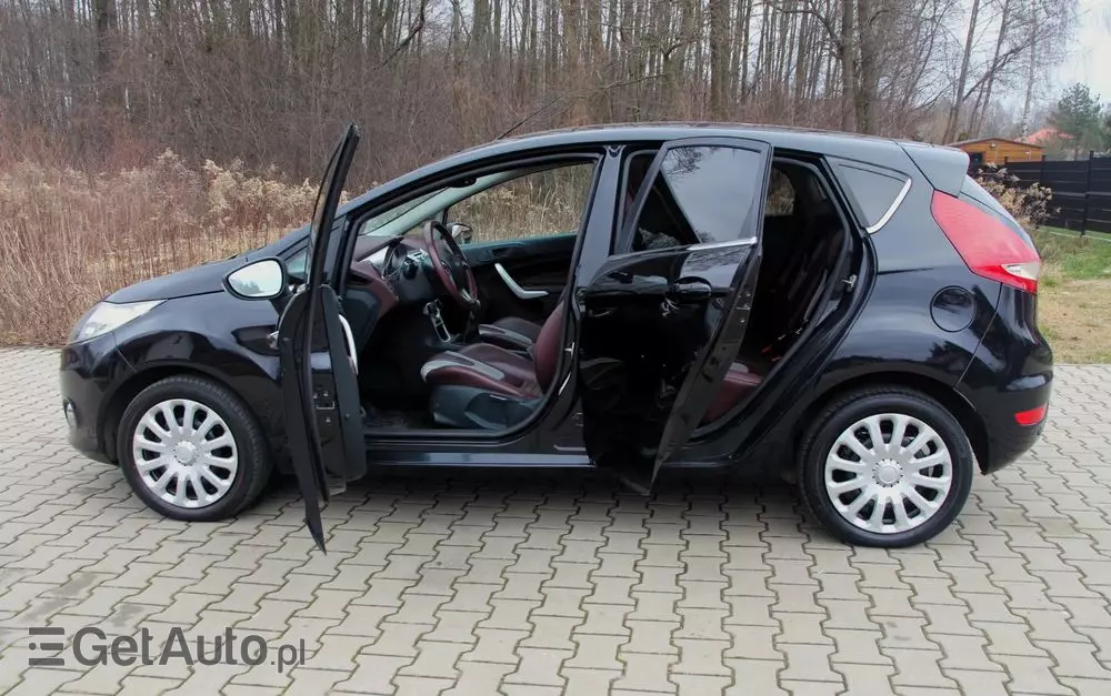 FORD Fiesta 1.6 TDCi Titanium