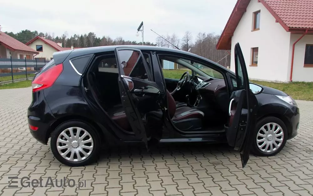 FORD Fiesta 1.6 TDCi Titanium