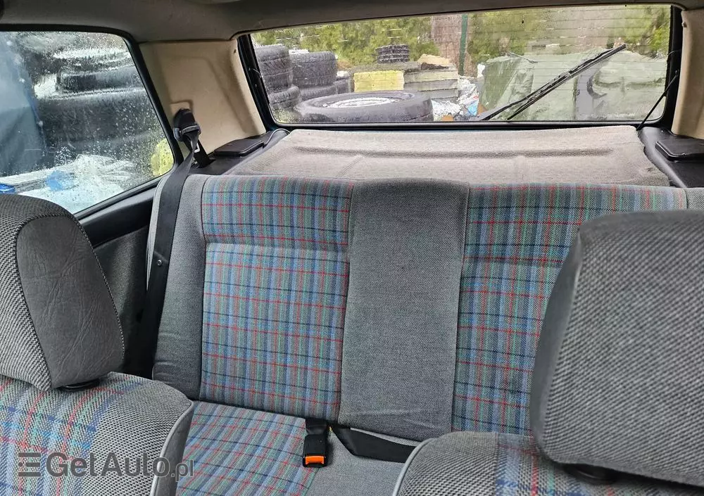 VOLKSWAGEN Golf 1.6 CL D