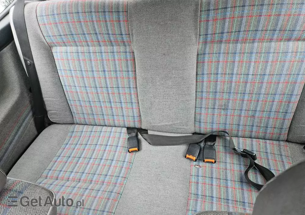 VOLKSWAGEN Golf 1.6 CL D