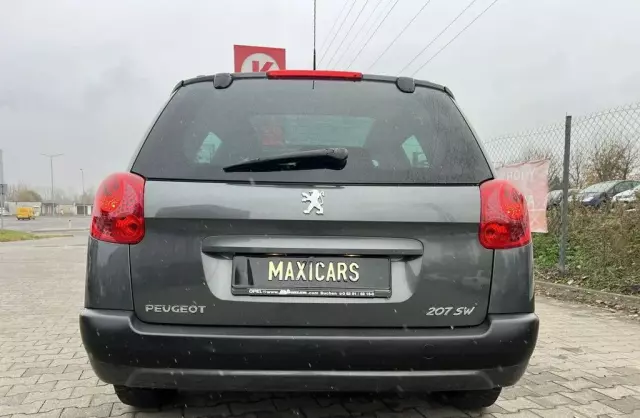 PEUGEOT 207 