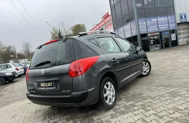 PEUGEOT 207 