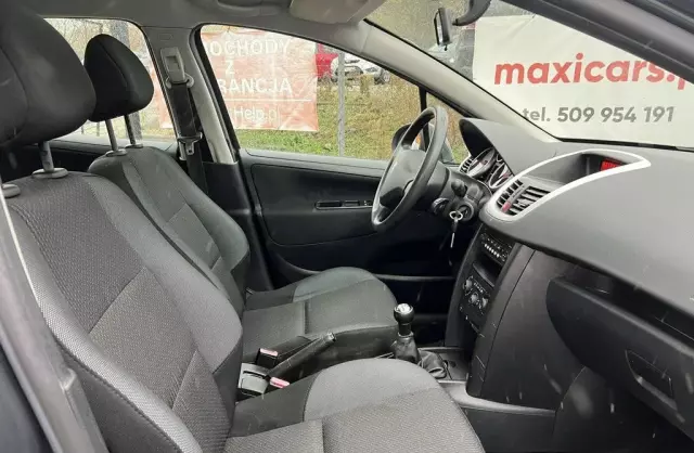 PEUGEOT 207 