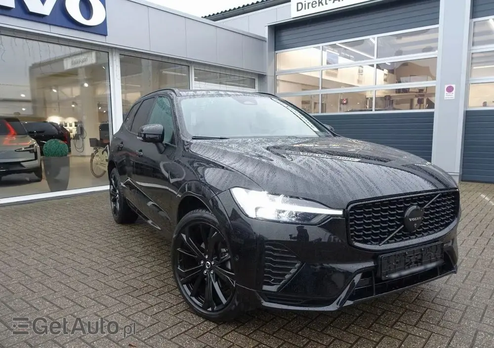 VOLVO XC 60 B5 B AWD Plus Black Edition