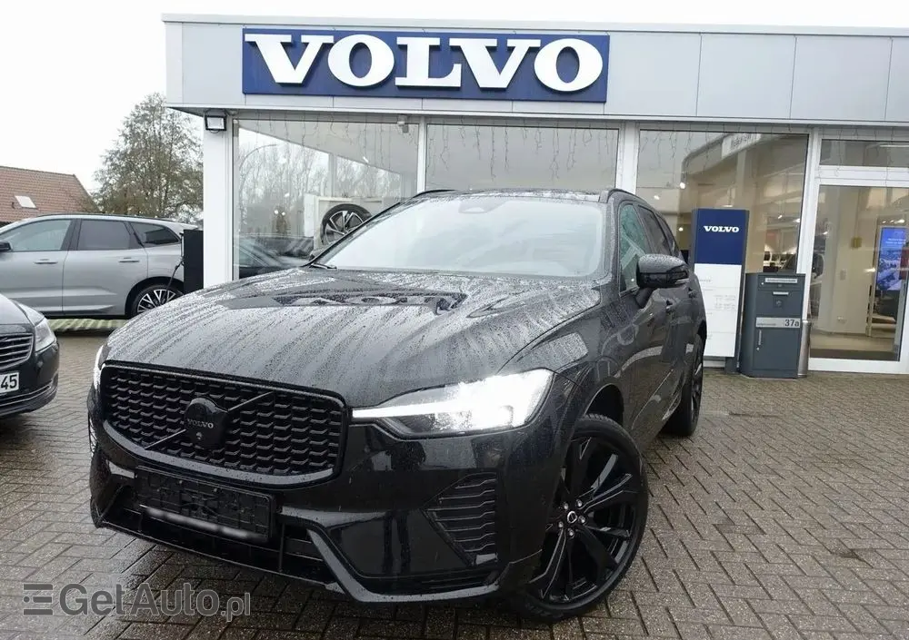 VOLVO XC 60 B5 B AWD Plus Black Edition