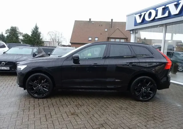VOLVO XC 60 B5 B AWD Plus Black Edition