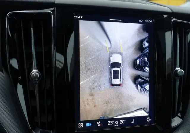 VOLVO XC 60 B5 B AWD Plus Black Edition