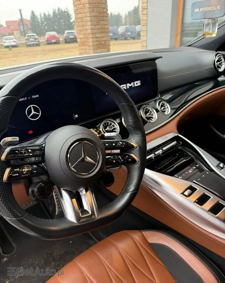 MERCEDES-BENZ AMG GT 43 4-Matic+