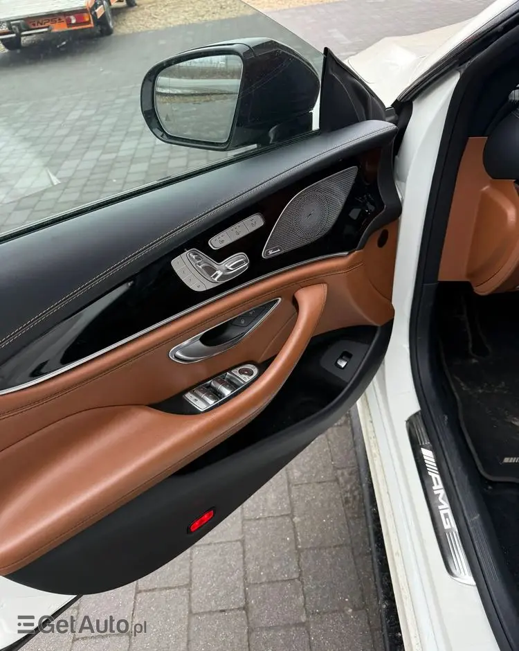 MERCEDES-BENZ AMG GT 43 4-Matic+