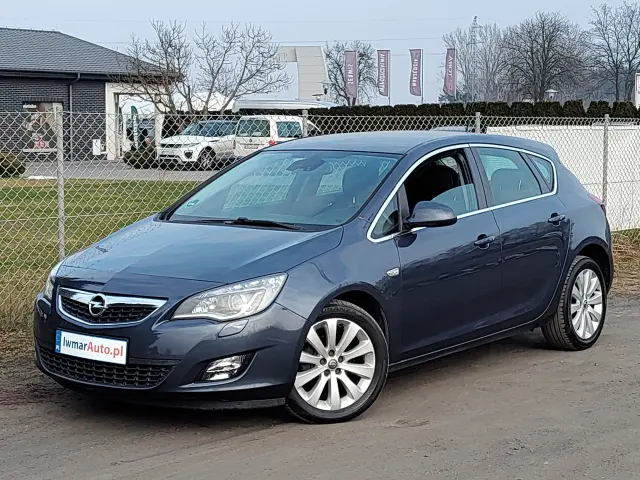 OPEL Astra Edition