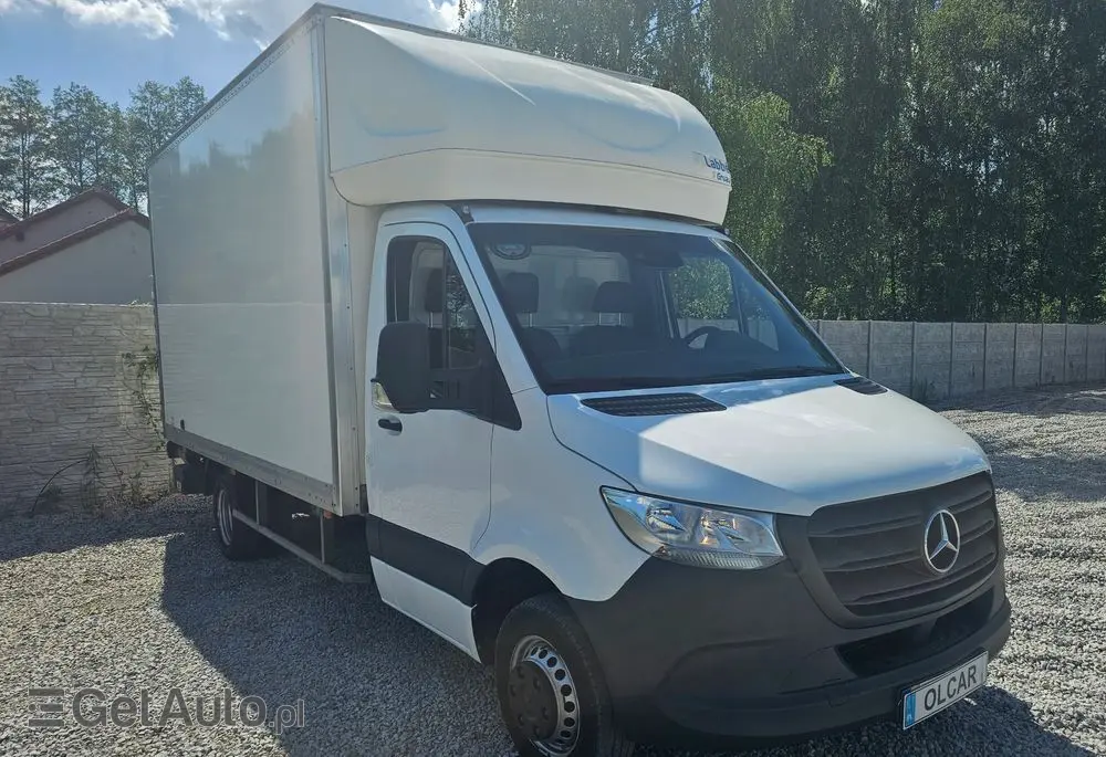 MERCEDES-BENZ SPRINTER 
