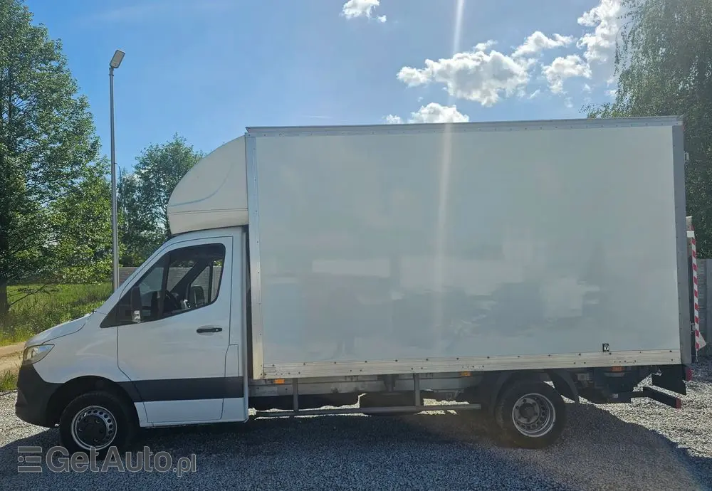 MERCEDES-BENZ SPRINTER 