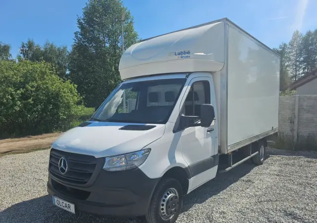 MERCEDES-BENZ SPRINTER 
