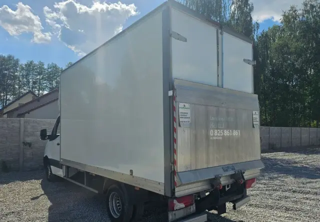 MERCEDES-BENZ SPRINTER 