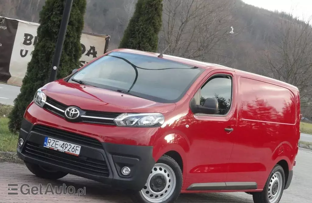 TOYOTA Proace 