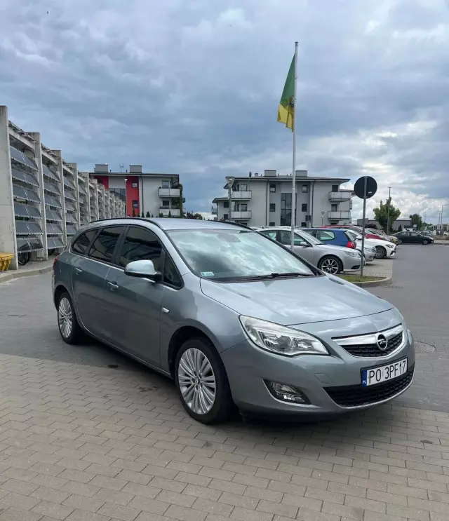 OPEL Astra 
