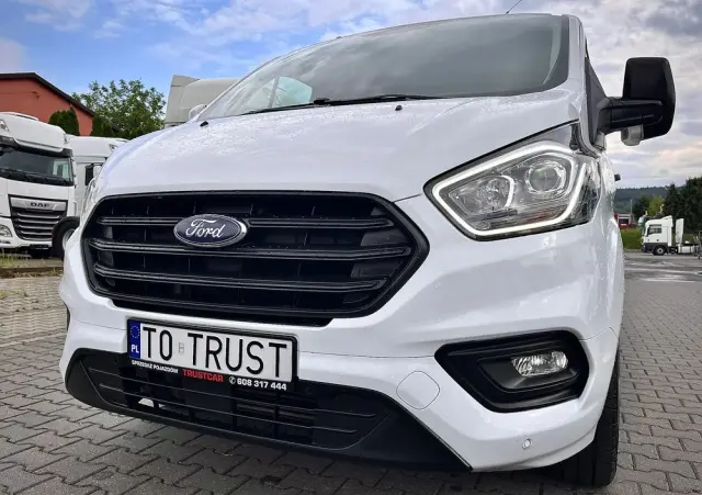 FORD TRANSIT CUSTOM LONG / SALON POLSKA / BEZWYPADKOWA / FAKTURA VAT 23% 