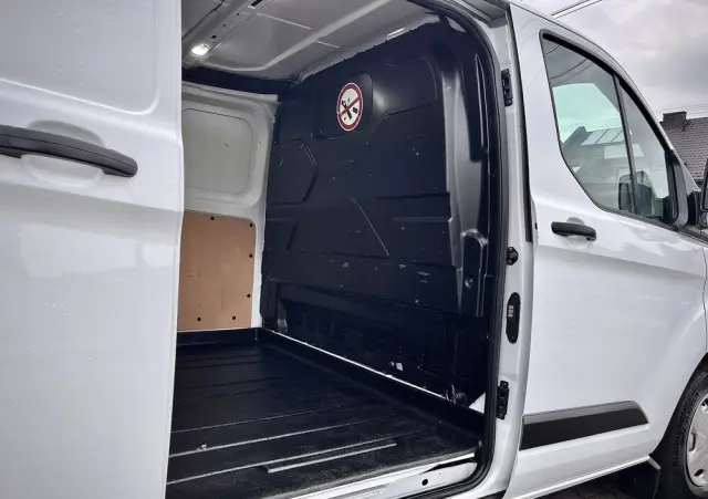 FORD TRANSIT CUSTOM LONG / SALON POLSKA / BEZWYPADKOWA / FAKTURA VAT 23% 