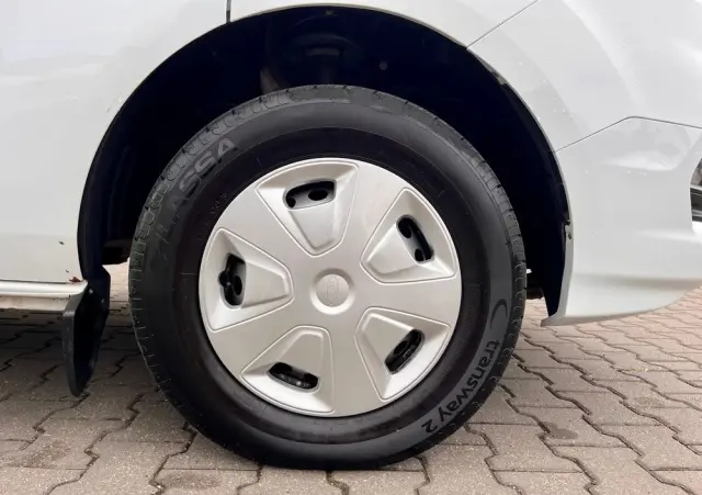 FORD TRANSIT CUSTOM LONG / SALON POLSKA / BEZWYPADKOWA / FAKTURA VAT 23% 