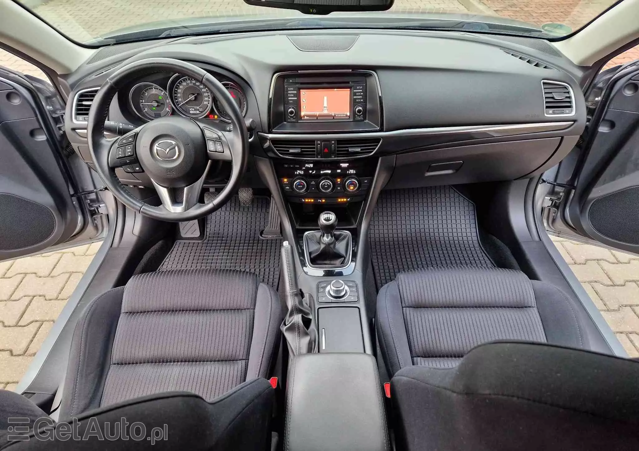 MAZDA 6 2.2 Kombi SKYACTIV-D Center-Line