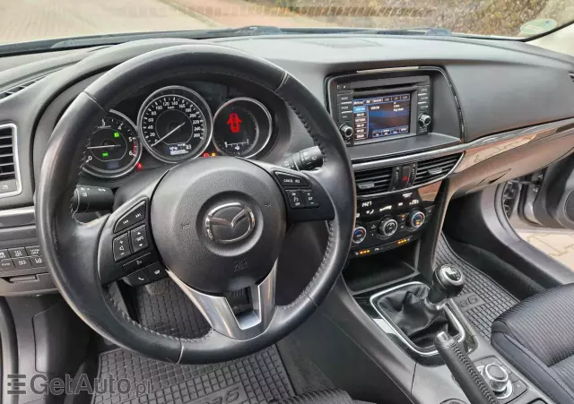 MAZDA 6 2.2 Kombi SKYACTIV-D Center-Line