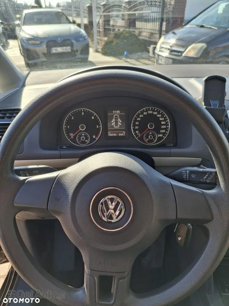 VOLKSWAGEN Touran 