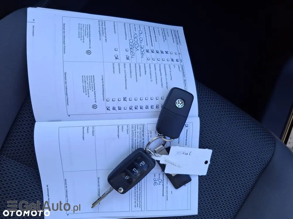 VOLKSWAGEN Touran 
