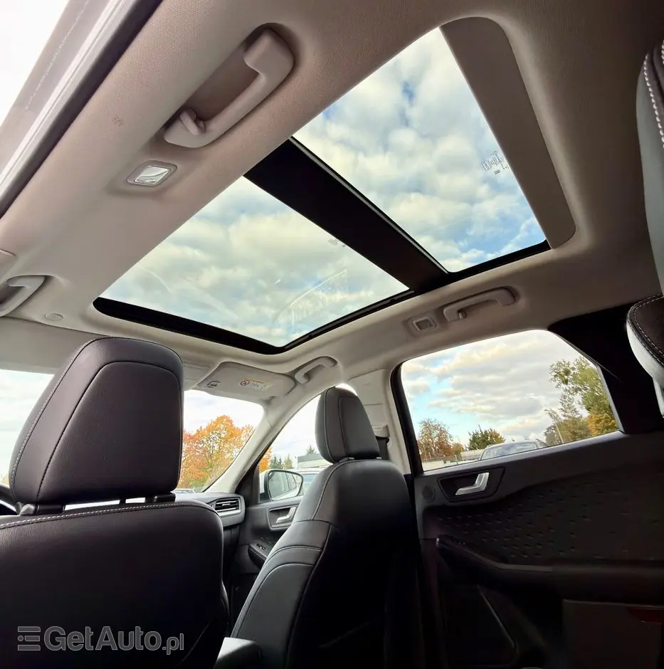 FORD Kuga 2.0 EcoBlue 4x4 TITANIUM