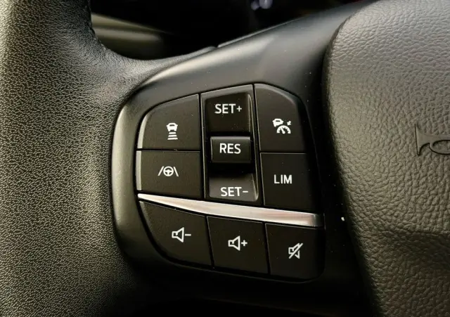 FORD Kuga 2.0 EcoBlue 4x4 TITANIUM