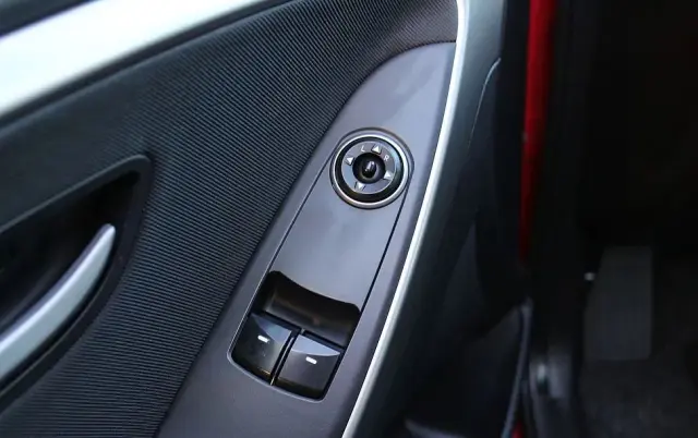 HYUNDAI I30 1.4 Classic