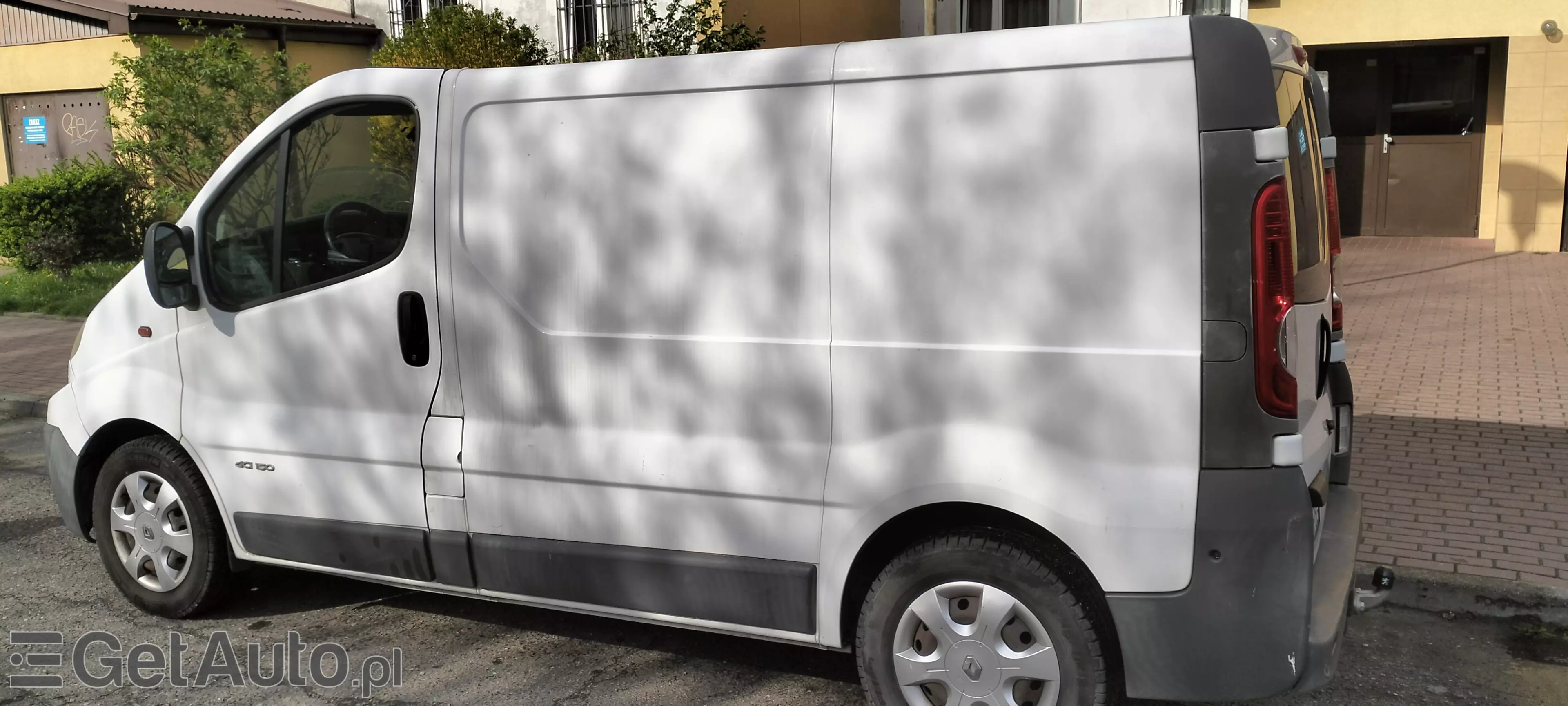 RENAULT Trafic 