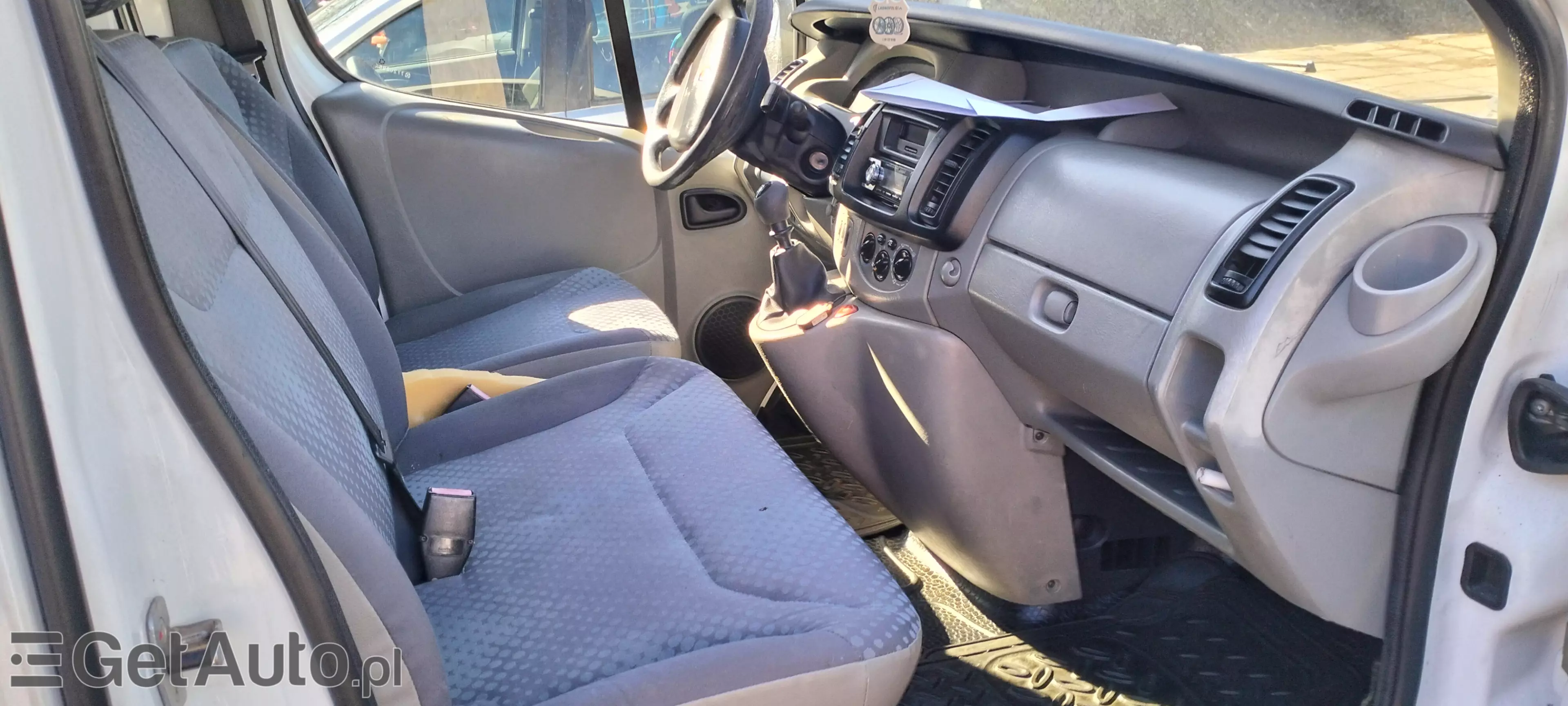 RENAULT Trafic 