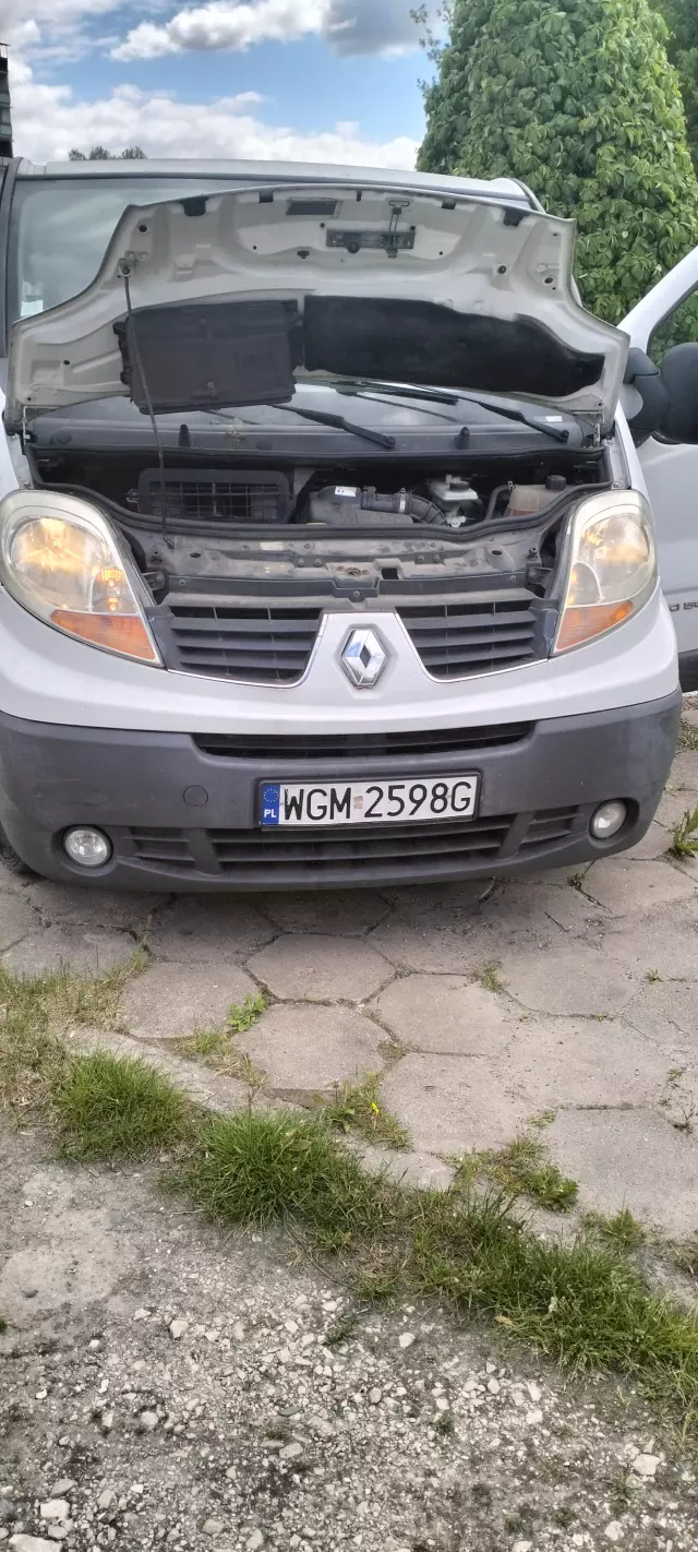 RENAULT Trafic 