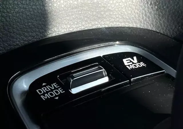 TOYOTA Corolla 1.8 Hybrid Comfort