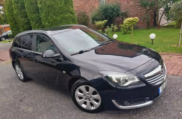 OPEL Insignia 