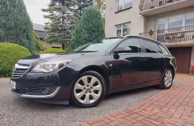 OPEL Insignia 
