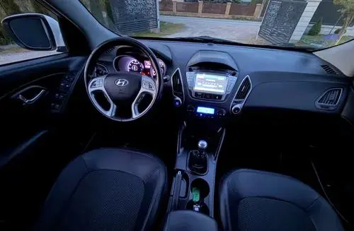 HYUNDAI Ix35 