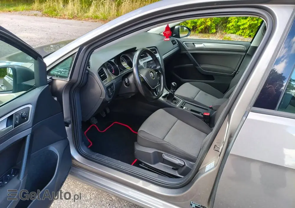 VOLKSWAGEN Golf VII 1.6 TDI BMT Highline