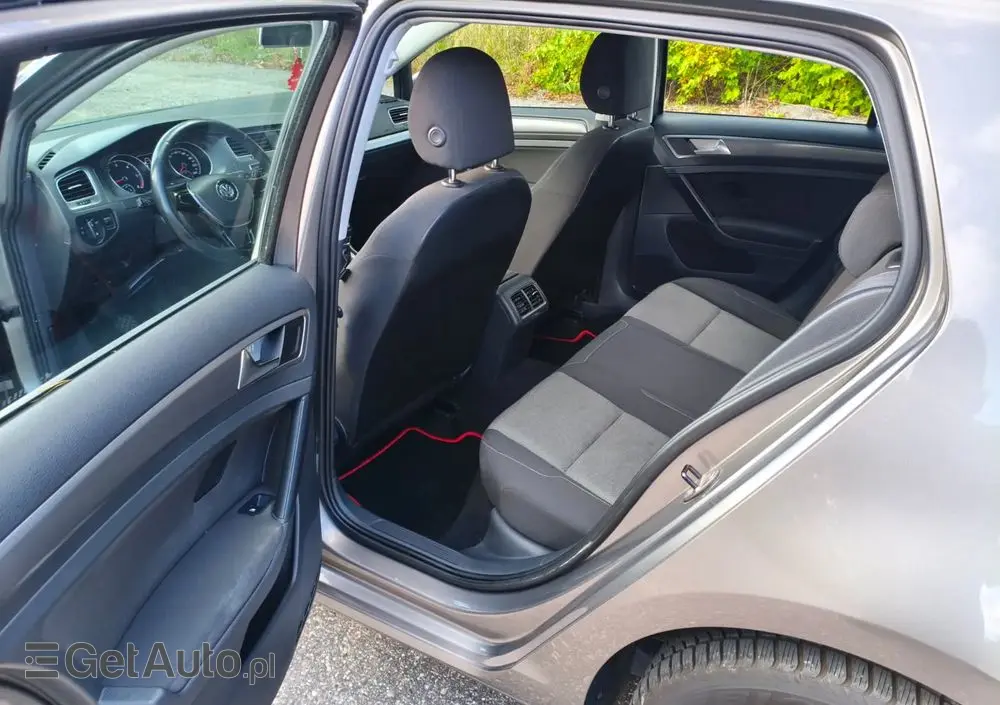 VOLKSWAGEN Golf VII 1.6 TDI BMT Highline
