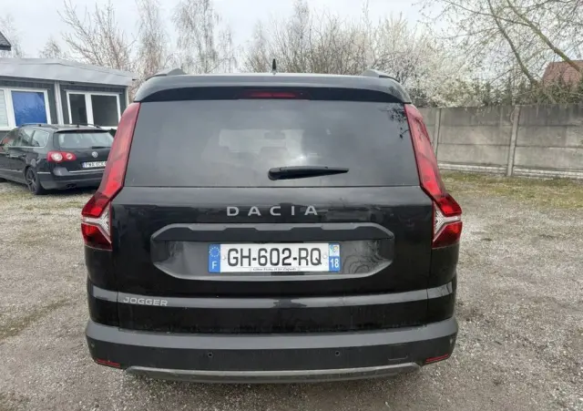DACIA Jogger 