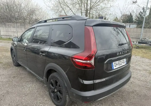 DACIA Jogger 