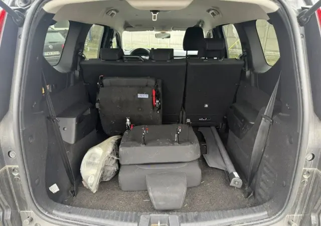 DACIA Jogger 